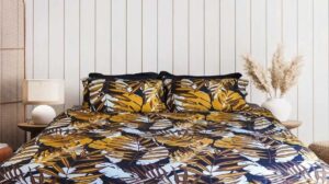 Beau Maison Dekbedovertrek Katoen Satijn Tropical Gold - Lits Jumeaux 240x200/220 cm + 2 Kussenslopen