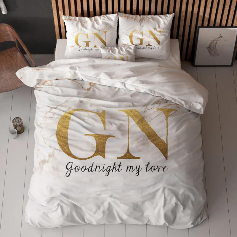 Dekbedovertrek Goodnight - Goud - Eenpersoons (140x200 Cm) - Wit Microvezel - Tekst - Sleeptime Essentials - Dekbed-Discounter.nl