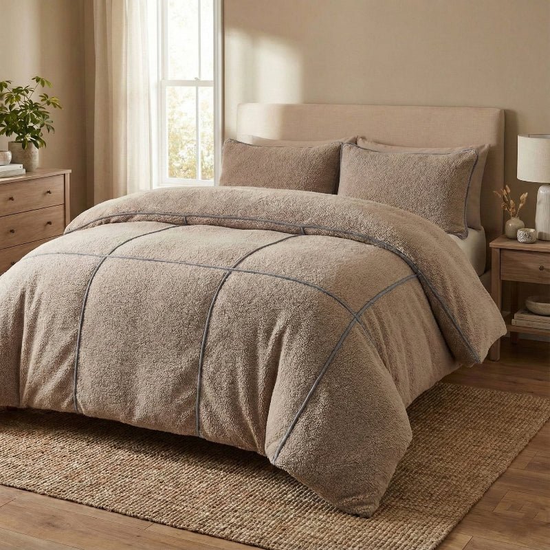 Dekbedovertrek Teddy Trim - Taupe Antraciet - Eenpersoons (140x200 Cm) - Taupe Microvezel Teddy - Effen - Sleeptime - Dekbed-Discounter.nl