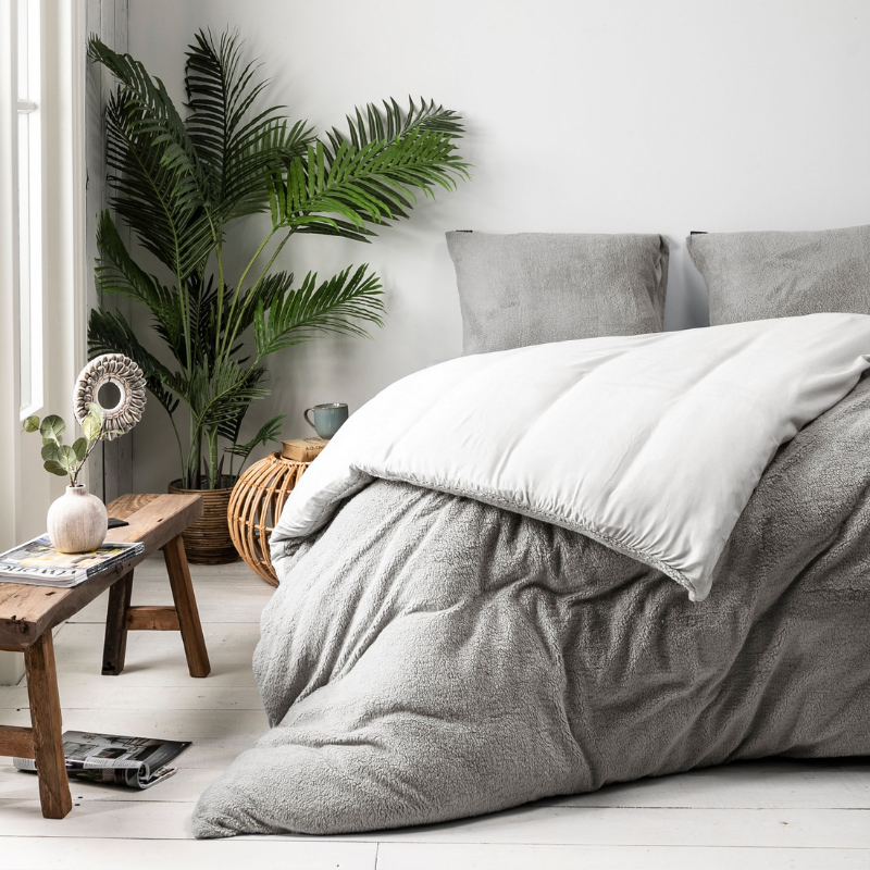 Teddy Dekbedovertrek + Hoeslaken - Lichtgrijs - Dekbed-Discounter.nl